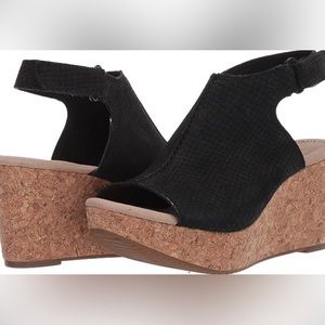 CLARKS BLACK WEDGE SANDALS